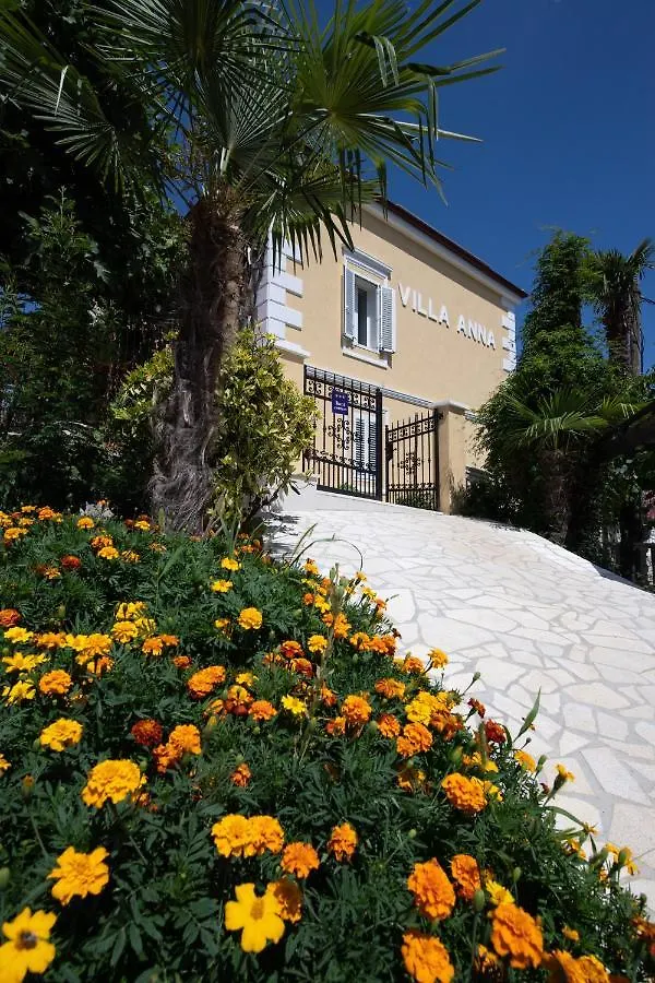 Villa Anna-Potkrovlje Ika